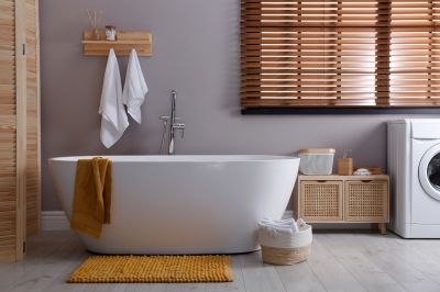 Minimalist Freestanding Tub